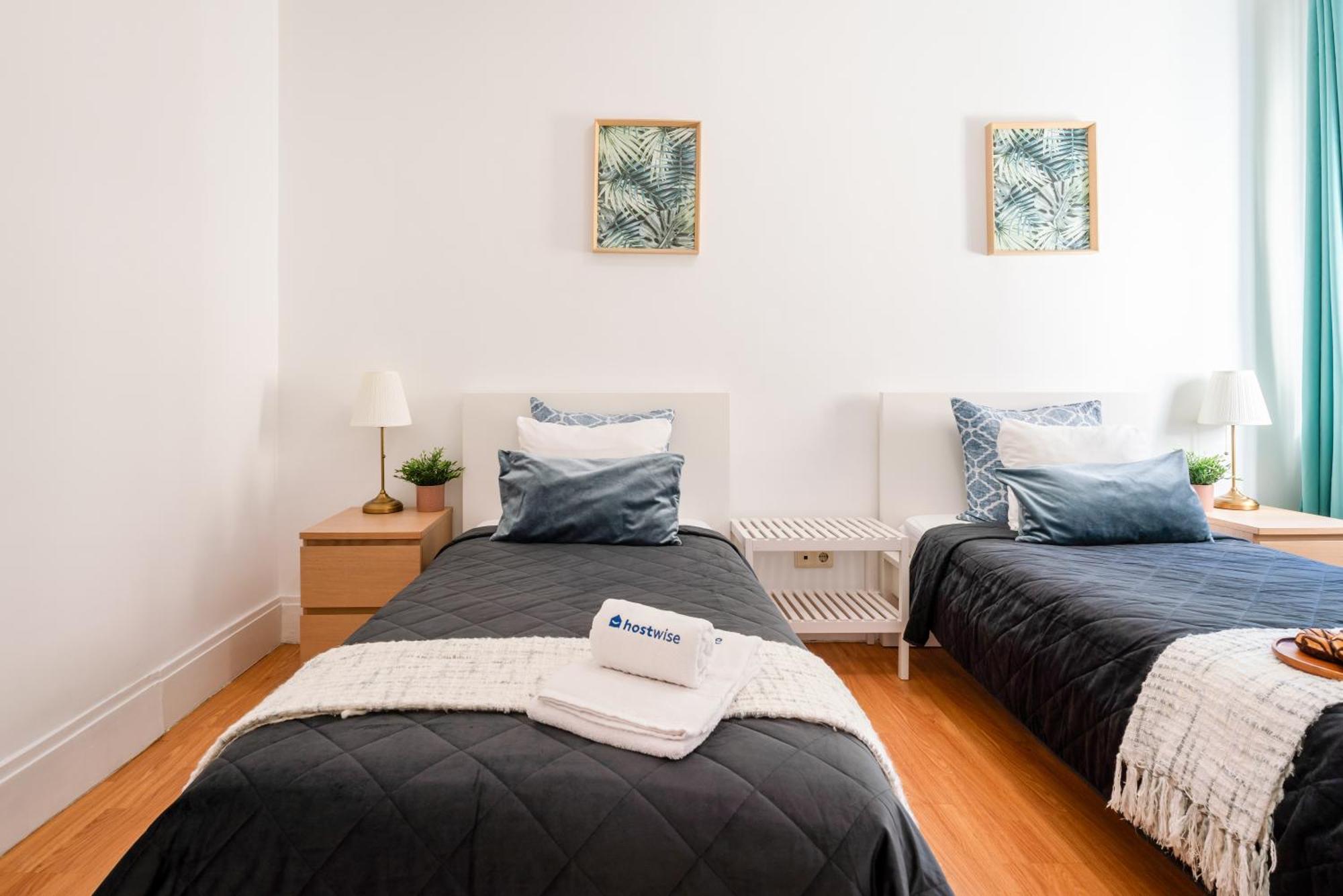 Host Wise - Spacious Comfortable Apartment - Balcony Porto Exterior foto