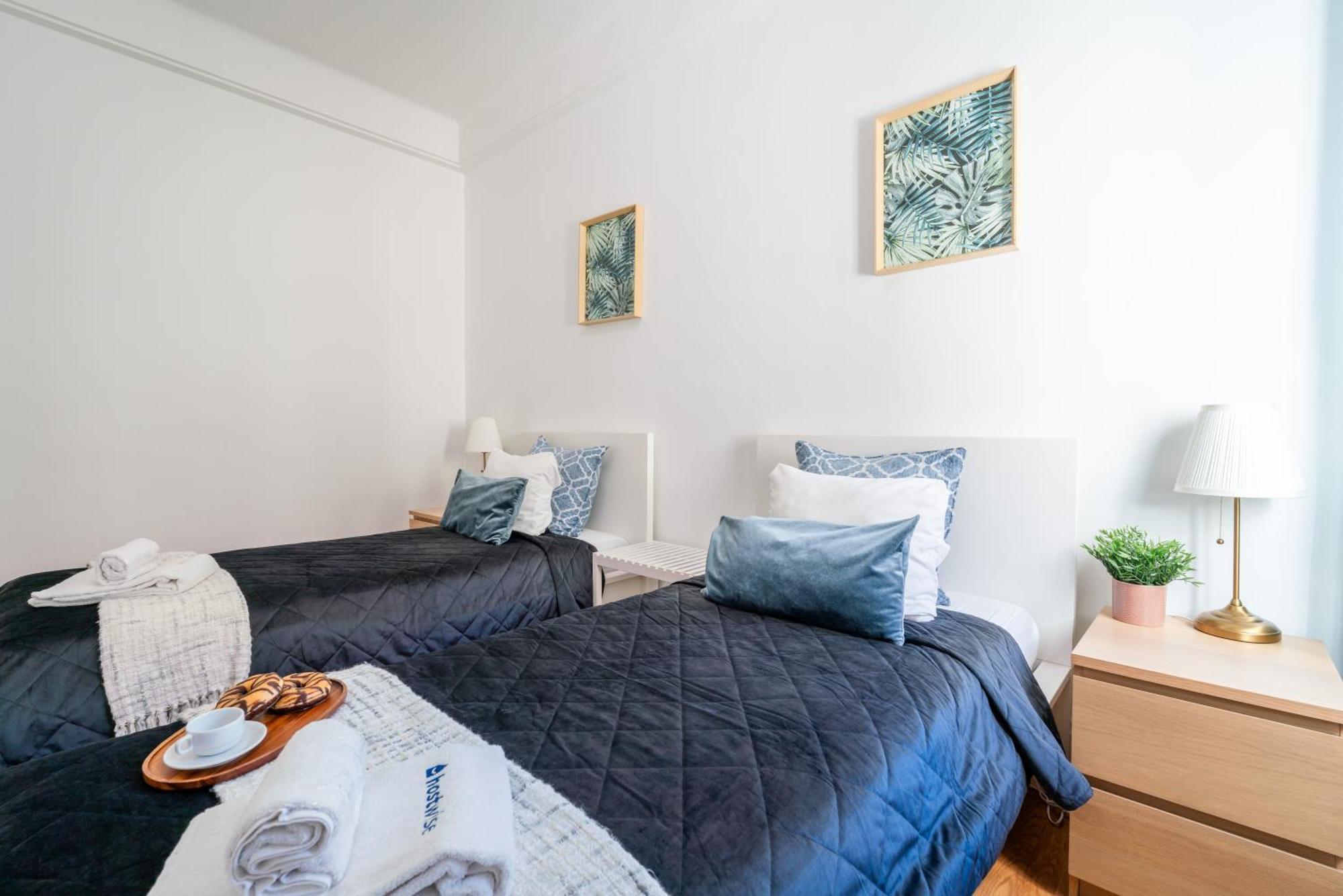 Host Wise - Spacious Comfortable Apartment - Balcony Porto Exterior foto