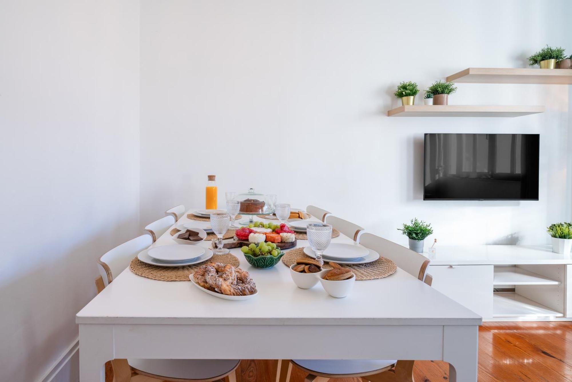 Host Wise - Spacious Comfortable Apartment - Balcony Porto Exterior foto
